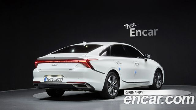 Kia K8 Hybrid Signature 2023 — фото 2