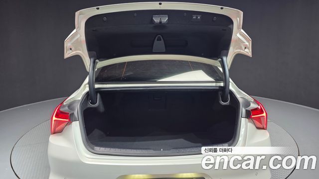 Kia K8 Hybrid Signature 2023 — фото 20