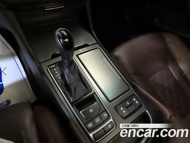 Hyundai Aslan G300 Modern Special 2016 — фото 16