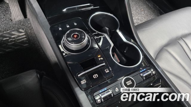 Kia K5 (III) 2.0 LPI Signature 2023 — фото 9