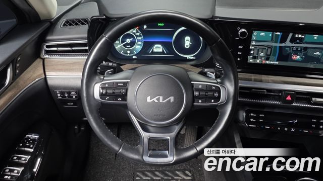 Kia K5 (III) 2.0 LPI Signature 2023 — фото 13