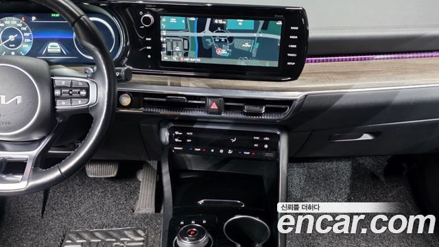 Kia K5 (III) 2.0 LPI Signature 2023 — фото 14