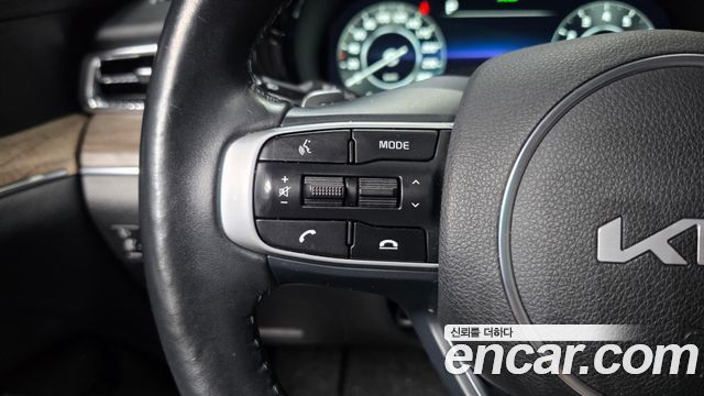 Kia K5 (III) 2.0 LPI Signature 2023 — фото 29