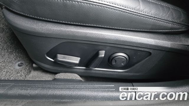 Kia K5 (III) 2.0 LPI Signature 2023 — фото 31
