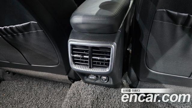 Kia K5 (III) 2.0 LPI Signature 2023 — фото 34