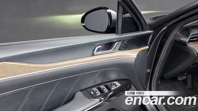 Kia K5 (III) 2.0 LPI Signature 2023 — фото 37
