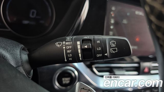 Kia Niro Plus Air 2023 — фото 19