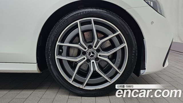 Mercedes-Benz E-Class (W213) E220d 4MATIC AMG Line 2022 — фото 21