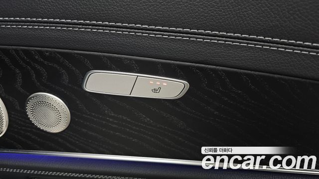Mercedes-Benz E-Class (W213) E220d 4MATIC AMG Line 2022 — фото 29