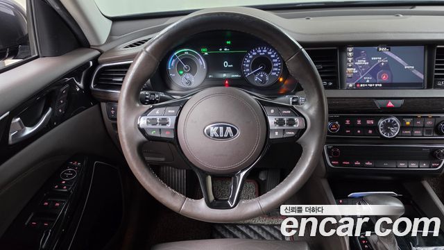 Kia K7 Hybrid Noblesse 2017 — фото 12