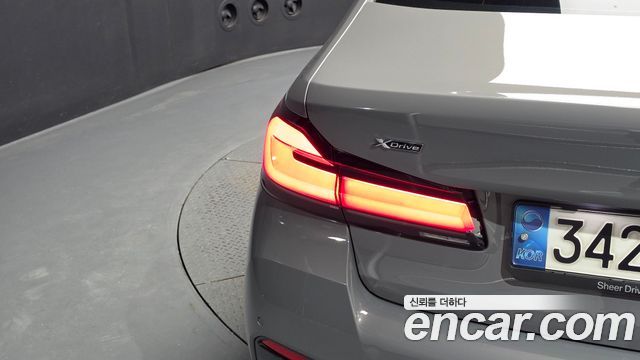 BMW 5 Series (G30) 523d xDrive M Sport 2021 — фото 23