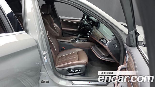 BMW 5 Series (G30) 523d xDrive M Sport 2021 — фото 26