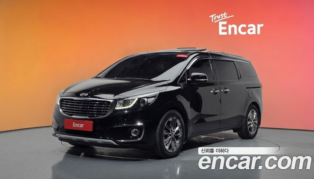 Kia Carnival 9-seater Prestige
