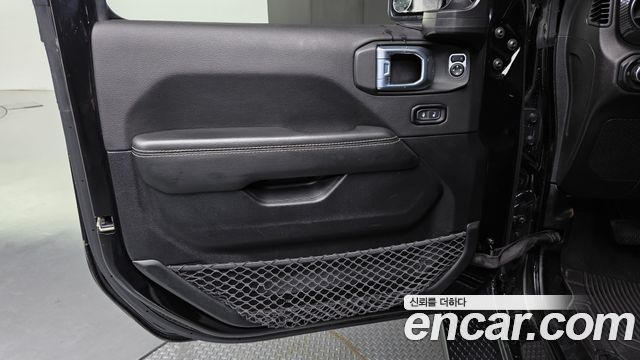 Jeep Wrangler (JL) 2.0 Overland Power Top 4Door 2021 — фото 24