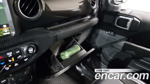 Jeep Wrangler (JL) 2.0 Overland Power Top 4Door 2021 — фото 27