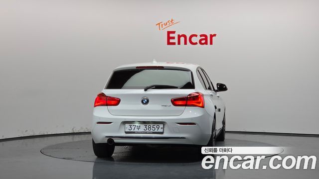 BMW 1 Series (F20) 118d Sport 5Door 2018 — фото 4