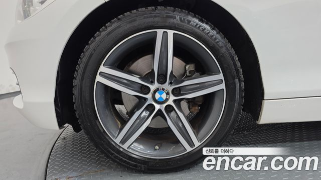 BMW 1 Series (F20) 118d Sport 5Door 2018 — фото 5