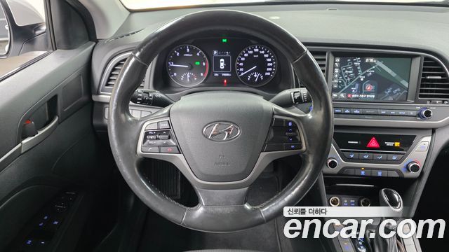 Hyundai Avante (AD) 1.6 e-VGT SMART 2018 — фото 14