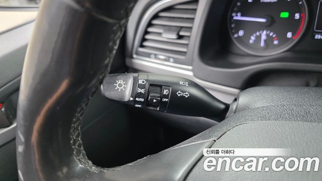 Hyundai Avante (AD) 1.6 e-VGT SMART 2018 — фото 28