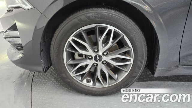 Kia K5 (III) 2.0 Prestige 2023 — фото 5