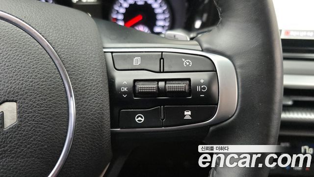 Kia K5 (III) 2.0 Prestige 2023 — фото 24