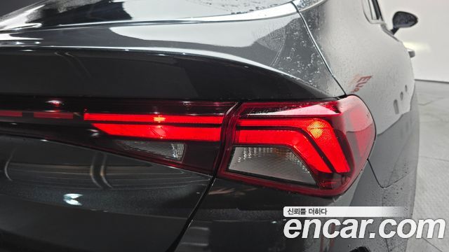Kia K5 (III) 2.0 Prestige 2023 — фото 29