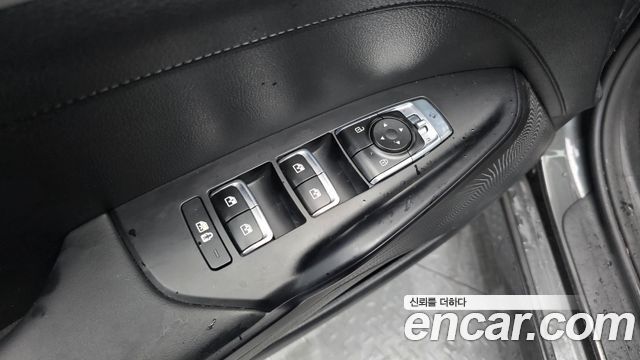 Kia K5 (III) 2.0 Prestige 2023 — фото 35