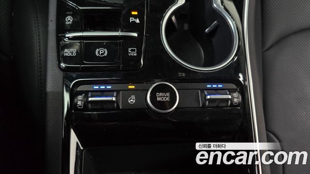 Kia K5 (III) 2.0 Prestige 2023 — фото 37