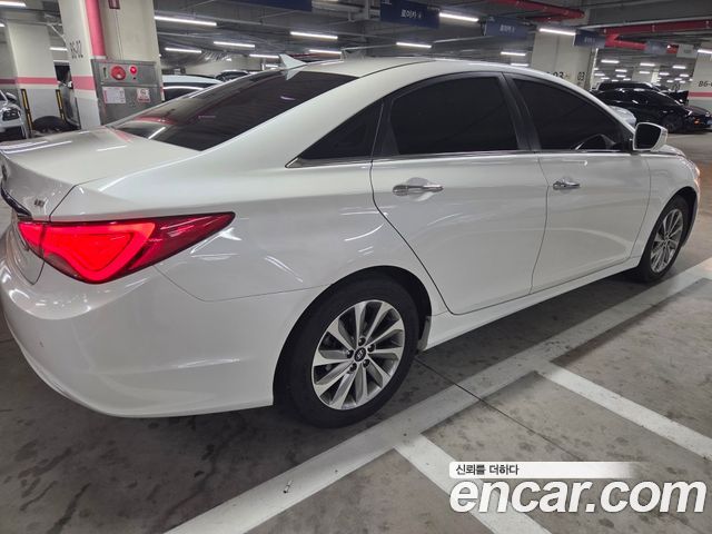Hyundai Sonata The Brilliant LPI Premium Special 2014 — фото 4