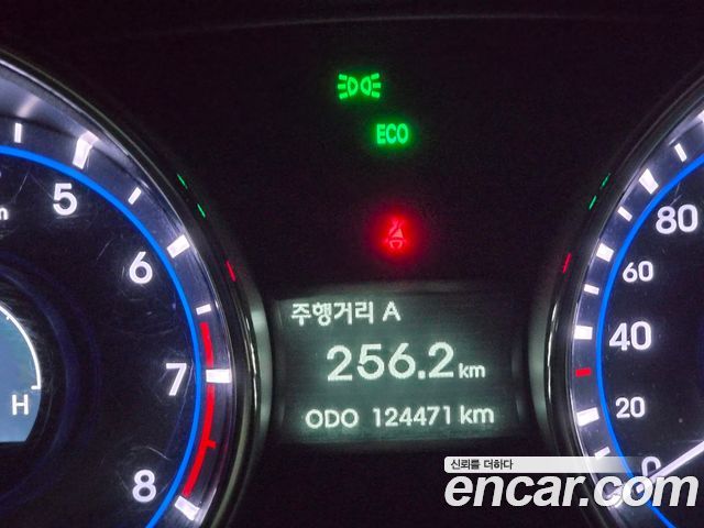 Hyundai Sonata The Brilliant LPI Premium Special 2014 — фото 5