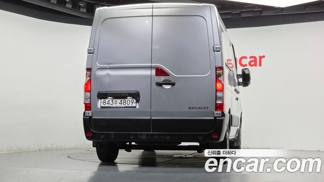 Renault Korea Master 2.3 Van S 2020 — фото 4