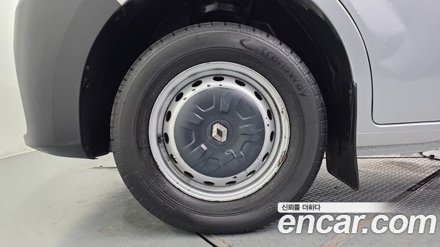 Renault Korea Master 2.3 Van S 2020 — фото 5