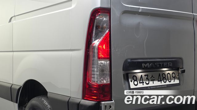 Renault Korea Master 2.3 Van S 2020 — фото 29