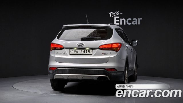 Hyundai Santa Fe (DM) Diesel(e-VGT) 2.2 4WD Exclusive 2013 — фото 4