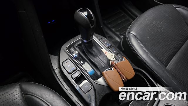 Hyundai Santa Fe (DM) Diesel(e-VGT) 2.2 4WD Exclusive 2013 — фото 9