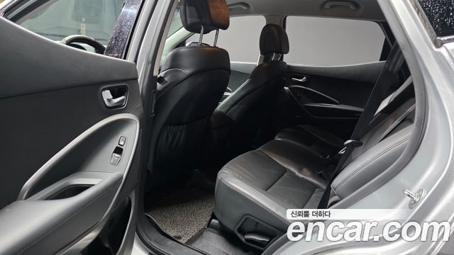 Hyundai Santa Fe (DM) Diesel(e-VGT) 2.2 4WD Exclusive 2013 — фото 12