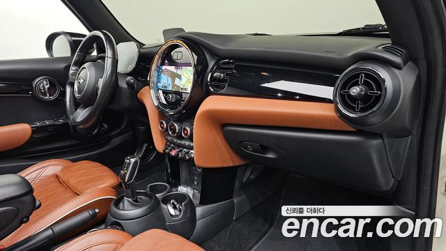MINI Cooper S Convertible Classic Third Generation 2022 — фото 27