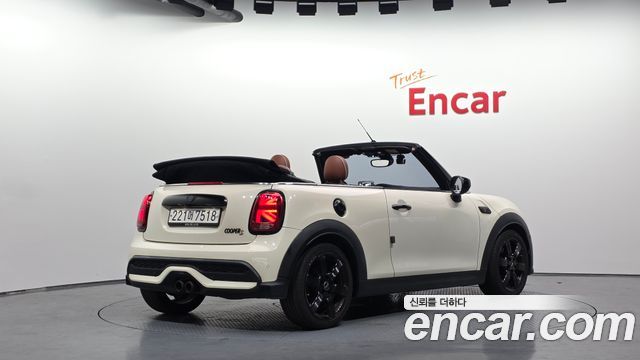MINI Cooper S Convertible Classic Third Generation 2022 — фото 2
