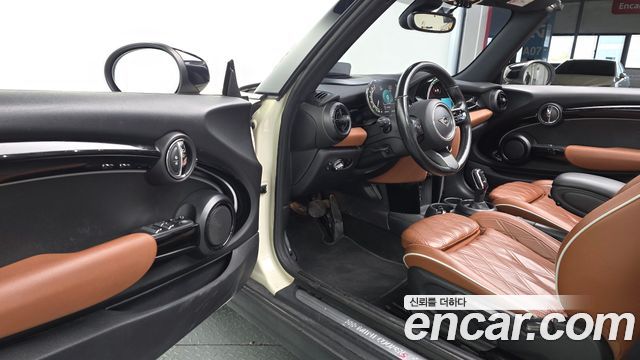 MINI Cooper S Convertible Classic Third Generation 2022 — фото 10