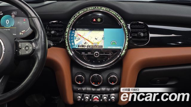 MINI Cooper S Convertible Classic Third Generation 2022 — фото 13