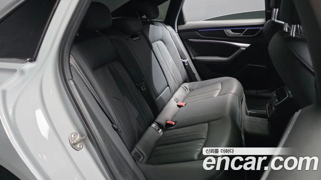 Audi A6 (C8) 45 TDI Quattro Premium 2021 — фото 12