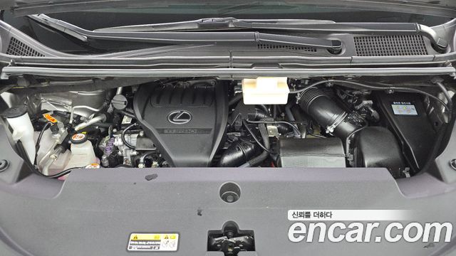 Lexus LM (II) 500h Executive 2025 — фото 6
