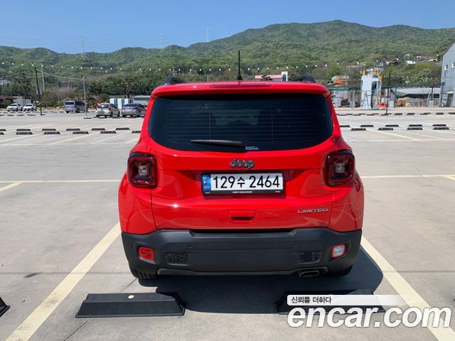 Jeep Renegade 2.4 Limited 2021 — фото 4
