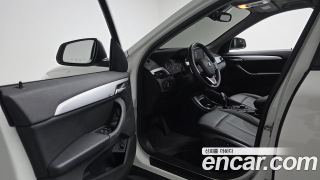BMW X1 (F48) xDrive 18d Joy 2019 — фото 10