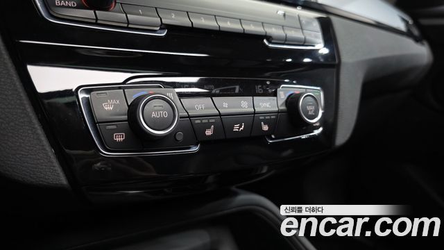 BMW X1 (F48) xDrive 18d Joy 2019 — фото 42