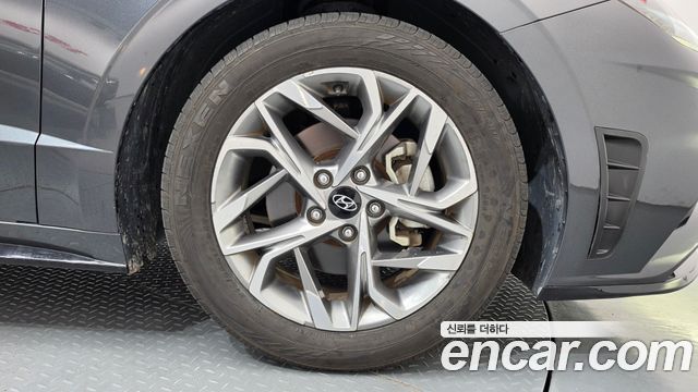 Hyundai Sonata (DN8) 1.6 Turbo Premium 2021 — фото 21