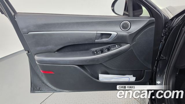 Hyundai Sonata (DN8) 1.6 Turbo Premium 2021 — фото 24