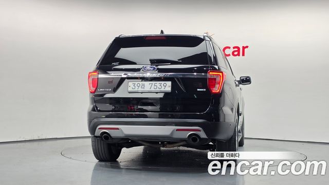 Ford Explorer 2.3 Limited 4WD 5th 2017 — фото 4