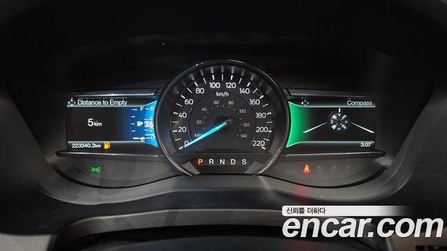 Ford Explorer 2.3 Limited 4WD 5th 2017 — фото 8
