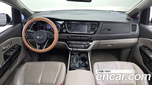 Kia Carnival 9-seater Noblesse 2018 — фото 7